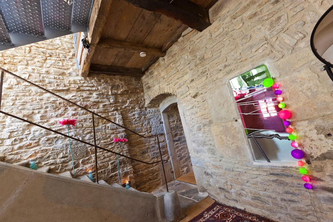 La Tour Charlemagne Bed & Breakfast Chateau-Chalon Exterior photo